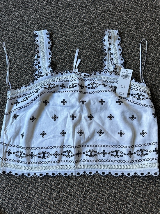 Abercrombie & Fitch Tops - NWT Abercrombie and fitch tank
